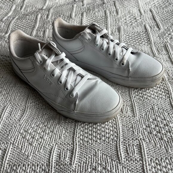 Vans® Seldan Low Leather Skate Shoes - Picture 2 of 7